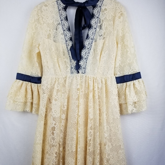 New Free People Ivory Guilded Lace Boho Open Back Dress Size XS - Picture 2 of 13
